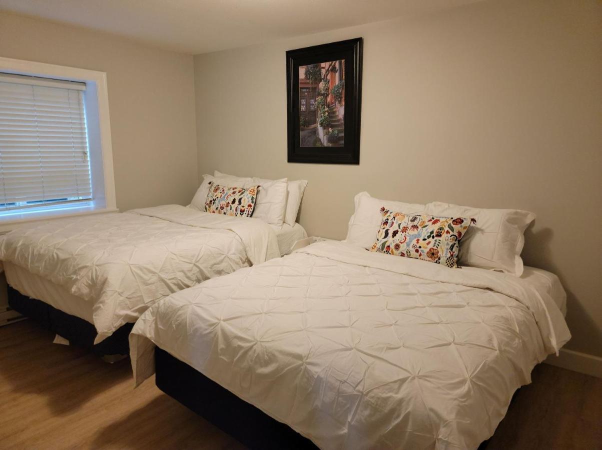 Oscar Inn & 2Bd Family Suite Or Private Room Абътсфорд Екстериор снимка